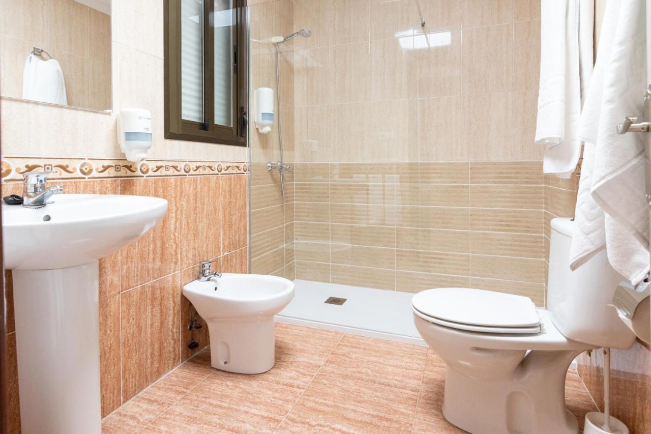 Hostal Vinuela San Pedro de Merida 외부 사진